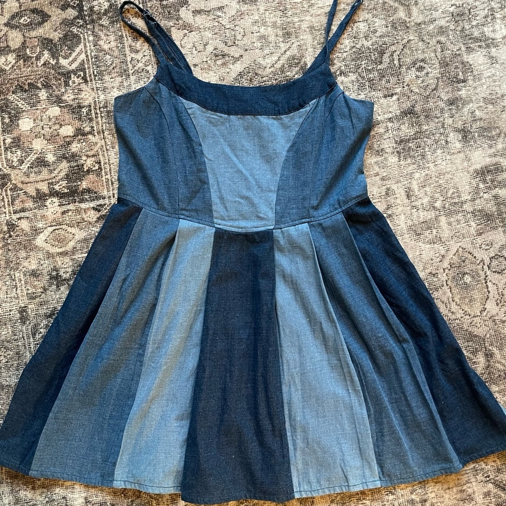 Forever 21 Denim Mini Dress - Taylor Swift VMA’s